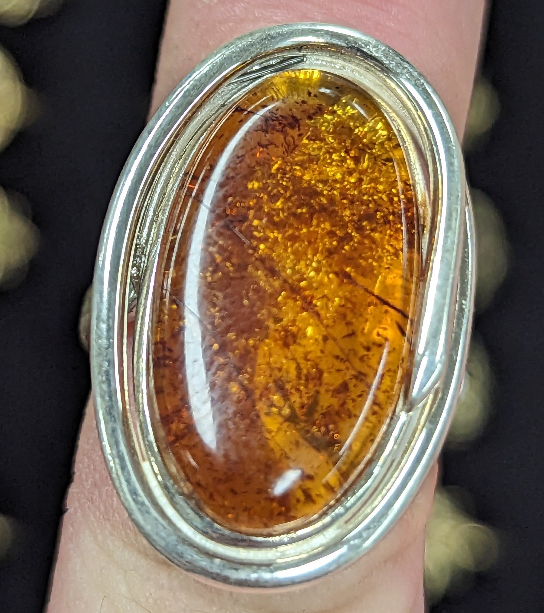 Large amber store ring